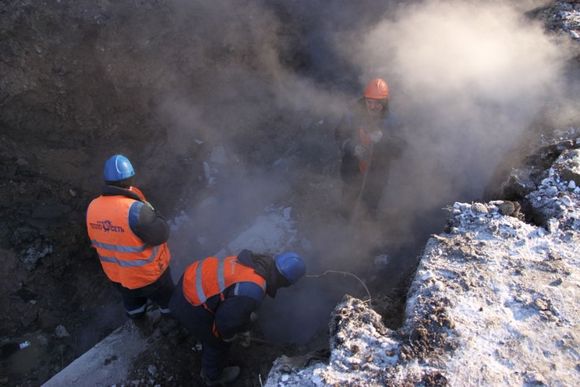 В Кемерове восстановлена работа теплотрассы на улице Дружбы